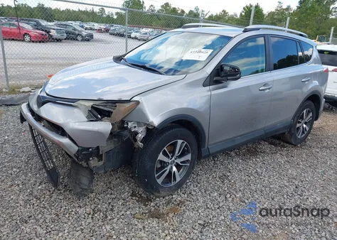 2016 Toyota Rav4 Xle z USA, uszkodzony, nr VIN 2T3WFREV1GW301836